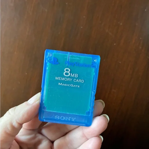 Sony Blue 8MB Memory Card - Picture 1 of 2
